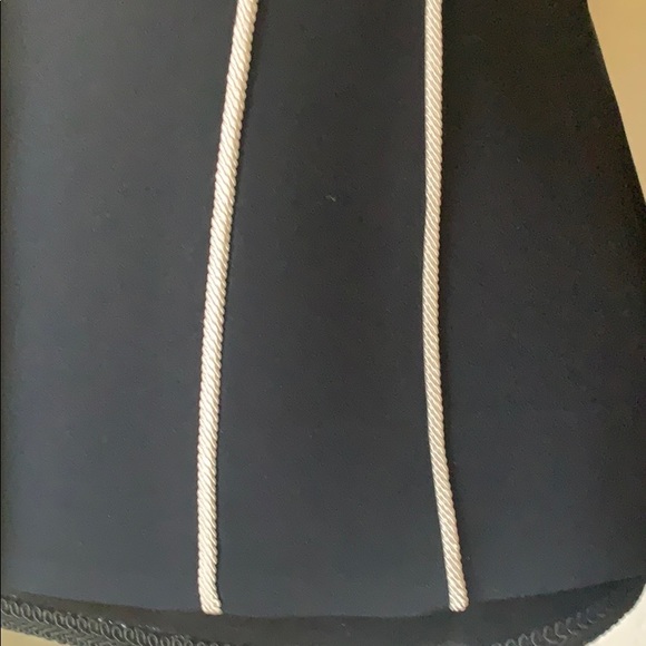 Classic Novello-Bloom Blazer With Piping Detail - Picture 7 of 8